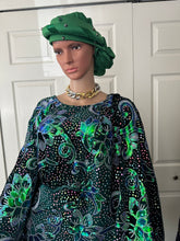 Load image into Gallery viewer, Elegant velvet sequins iro and buba set - free size
