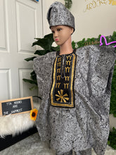 Load image into Gallery viewer, Luxury 4pcs Damask Agbada for a boy
