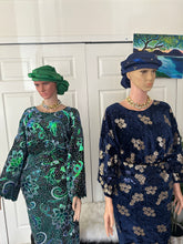 Load image into Gallery viewer, Elegant velvet sequins iro and buba set - free size
