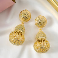 Beautiful non tarnish gold tone earrings