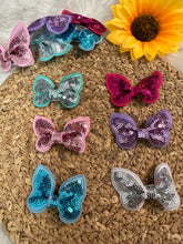 Load image into Gallery viewer, Sequins mini hair clips for girls - 6 pcs for $5
