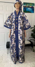 Load image into Gallery viewer, Luxury button design bubu kaftan
